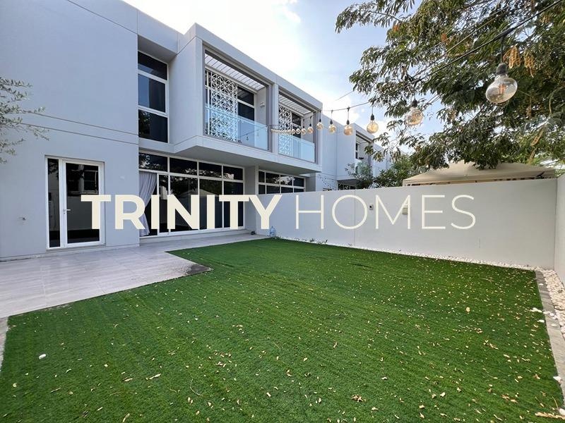 Spacious Unit | Upgraded | Appliances Included