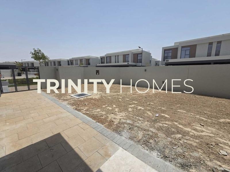 Big Plot | End Corner | Ready To Move in